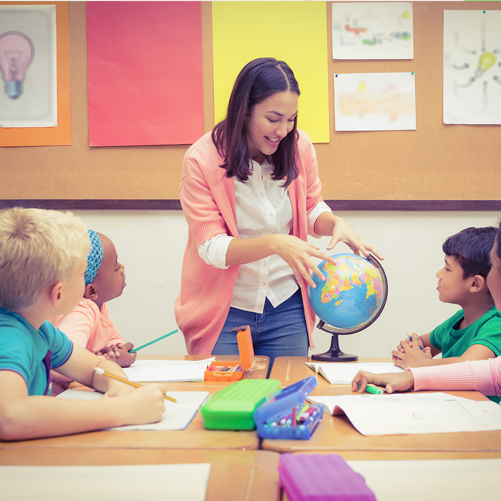 Formación práctica para convertirte en asistente educativo en jardines infantiles